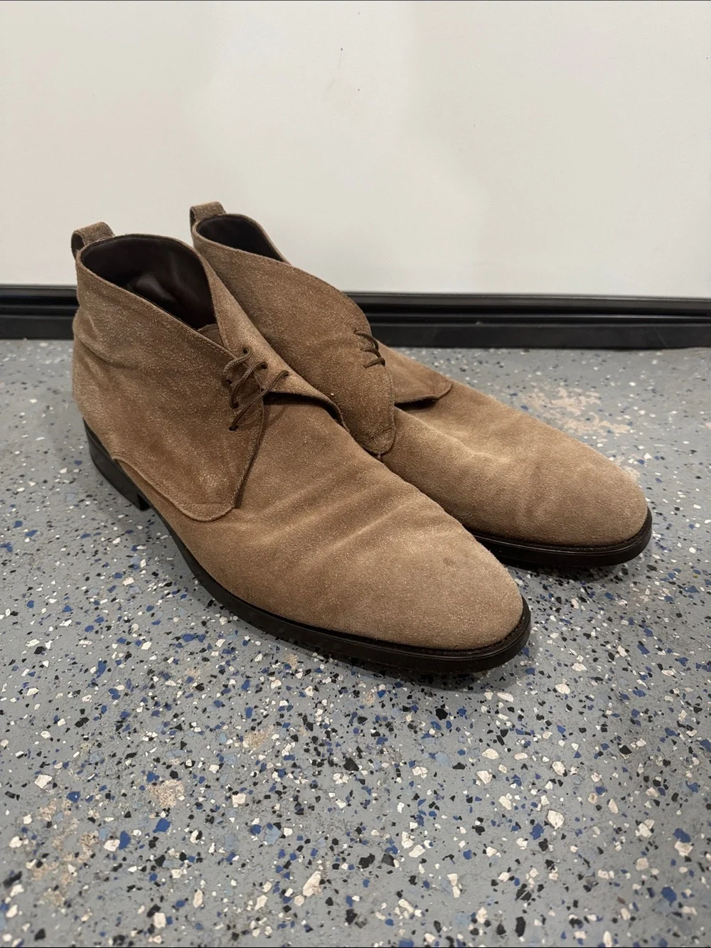 M’s Ferragamo Suede Chukka Boots - Brown
